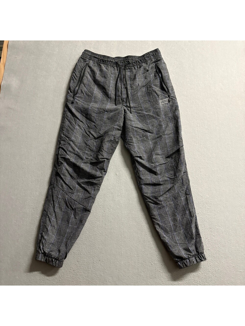 American Eagle Mens Jogger Pants Small S Gray Plaid Nylon Mesh Lined Track Pants